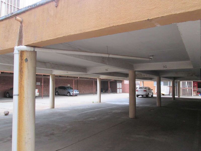 A BACHELOR FLAT TO RENT IN PRETORIA CENTRAL - Photo 8