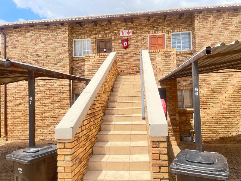 Charming 2-Bedroom Home in Germiston, Elandspark - Photo 2