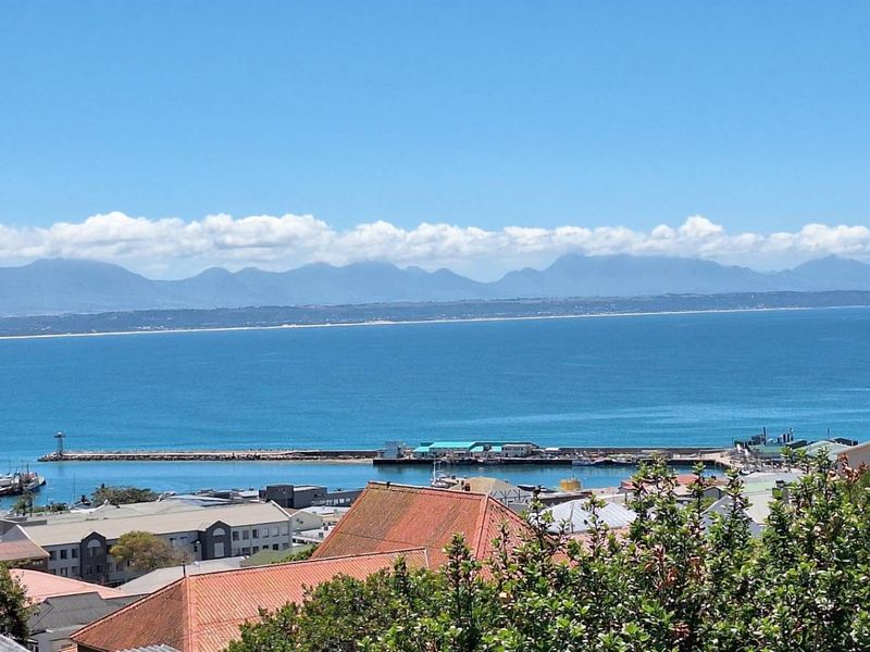 Stunning 5 Bedroom House for Slae in Linkside with Uninterrupted Sea and Ocean View - Photo 2