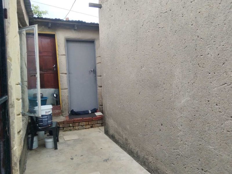 property for sale in Olievenhoutbosch for investors - Photo 10