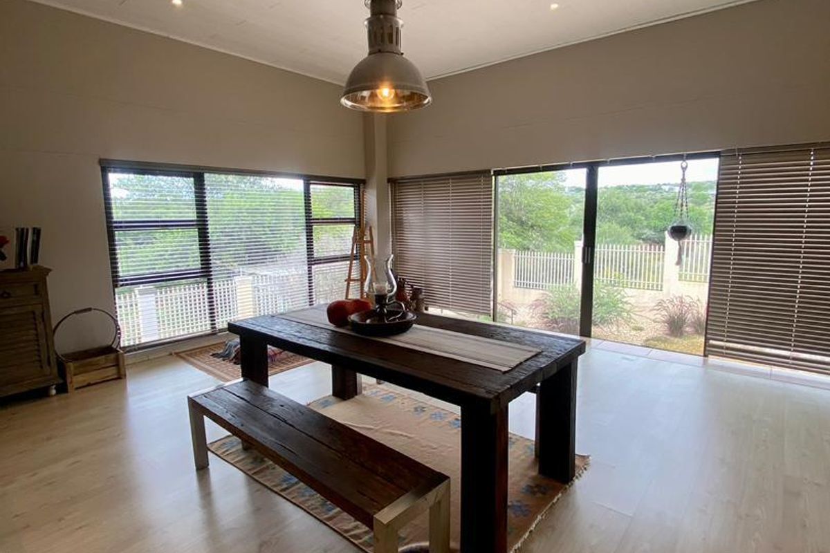 THE ART OF FINE LIVING HOME IN FINKENSTEIN ESTATE - Photo 2