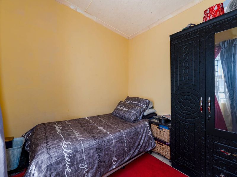 2 Bedroom Property Available in Delft - Photo 10