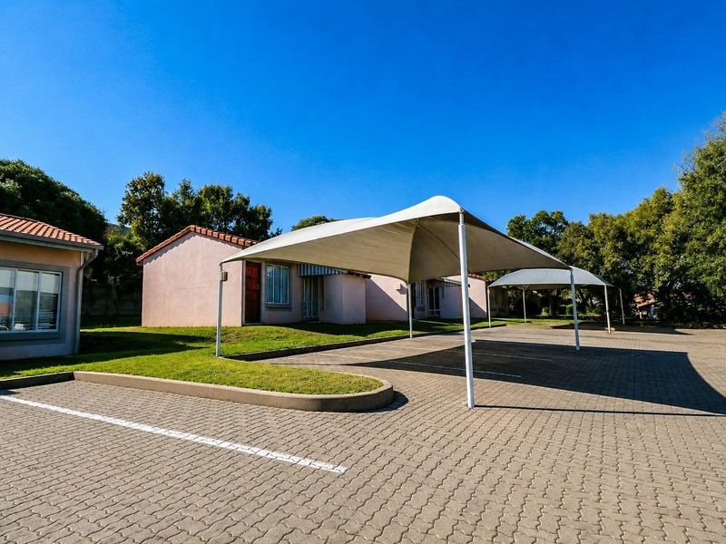 3 Bedroom Simplex - Photo 6