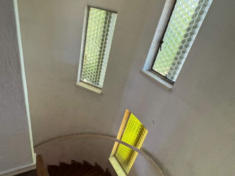 Huge Family Home For Sale - Photo 10