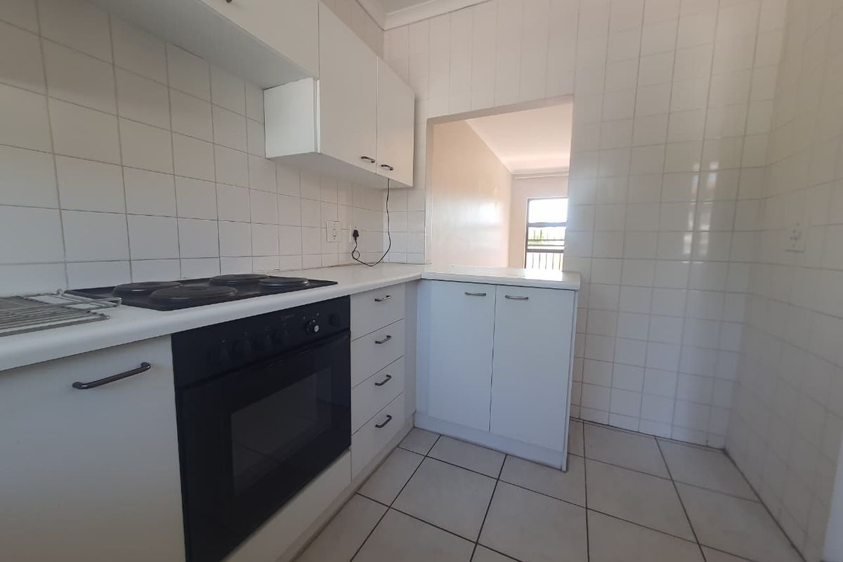 PRIME 2 bedroom 1 bath apartment - Photo 4