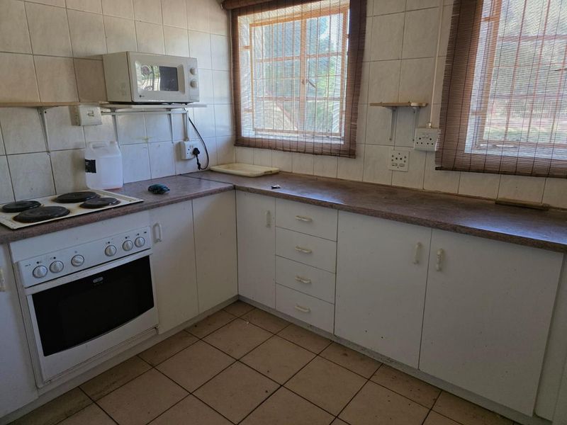 26 Bedroom properties Income Generator - Photo 5