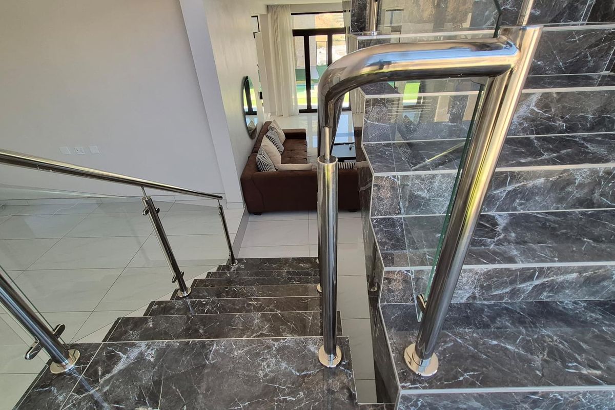 IMMACULATE 4 BEDROOM HOUSE TO LET IN THE WELL SOUGHT-AFTER KLEINE KUPPE - Photo 5