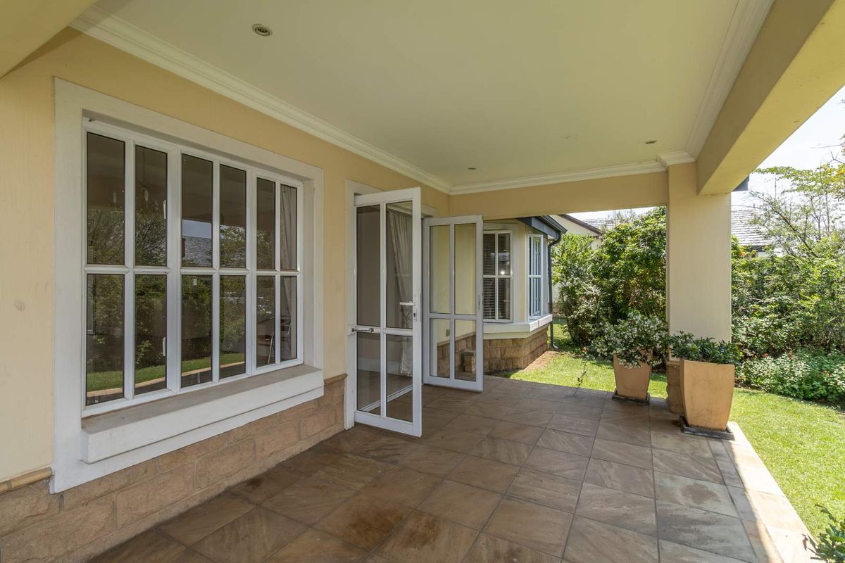 Gracious and Spacious 50+ Living in Waterfall Valley Mature Lifestyle Estate - Photo 4