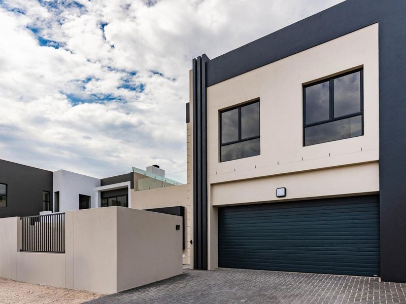 Stunning Brand-New Home in Sought-After Sandown No Transfer Duty | VAT Included | Buy Direct from Developer - Photo 9