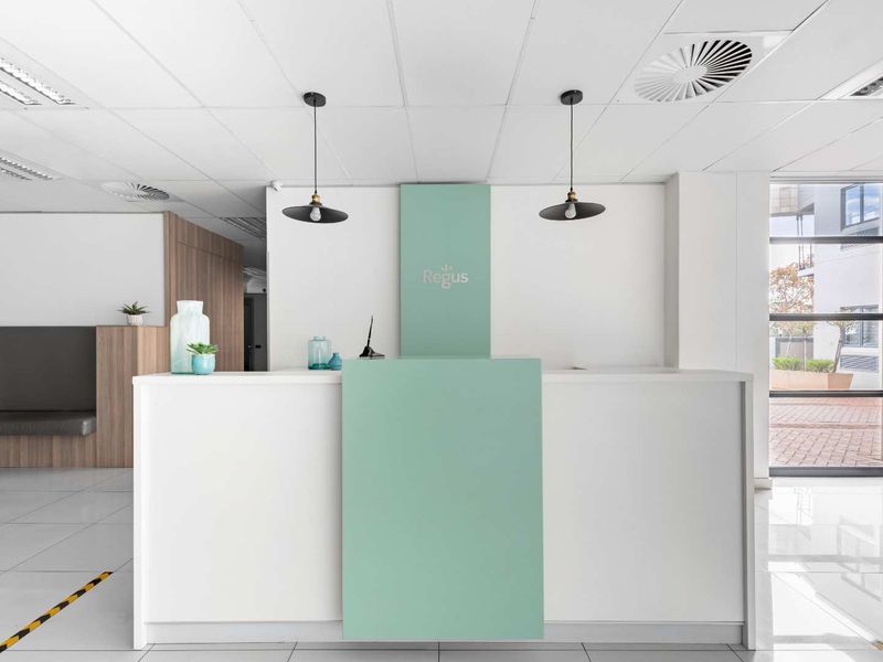 Book serviced office space for businesses of all sizes in Regus West Rand Clearwater - Photo 4