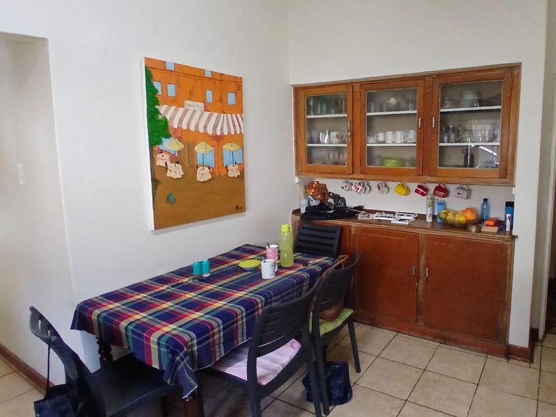 3-Bedroom property in sought-after area - Photo 7