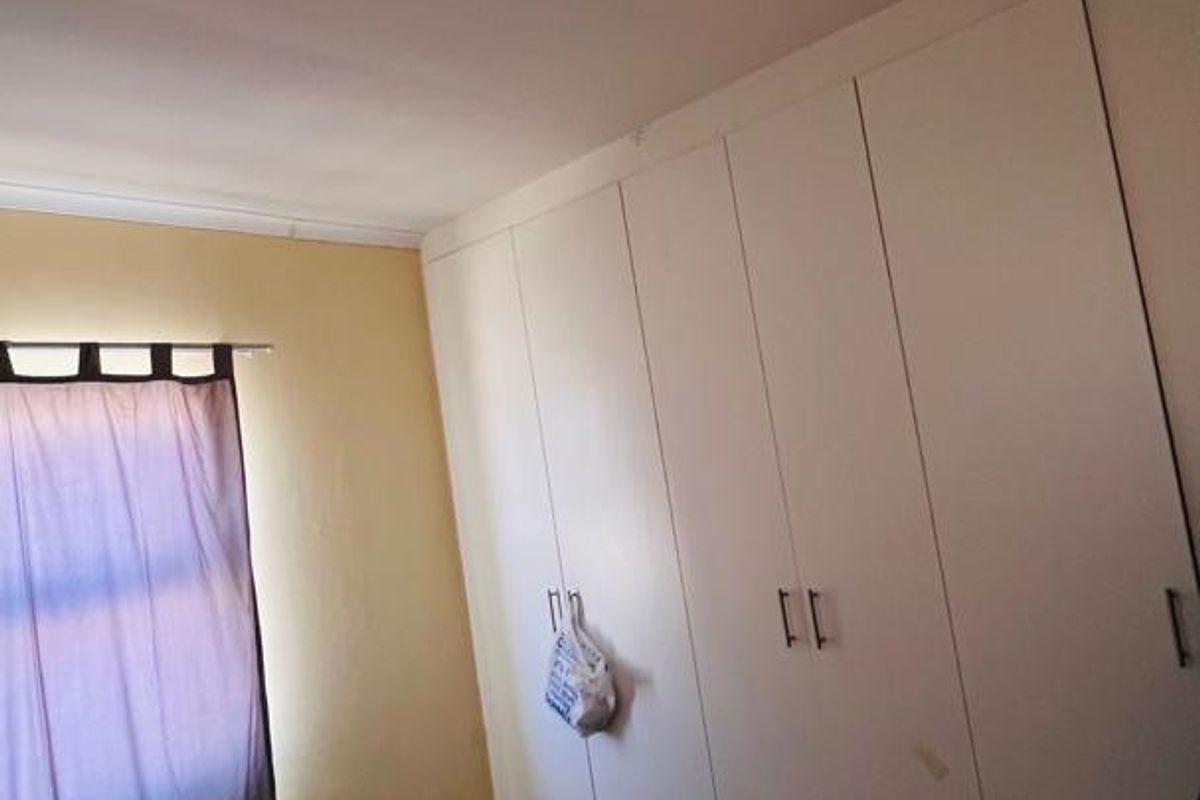Two bedrooms house for sale in Arandis,  Selling Price N$620000 (cost excluded), erf size 450 sqm - Photo 2