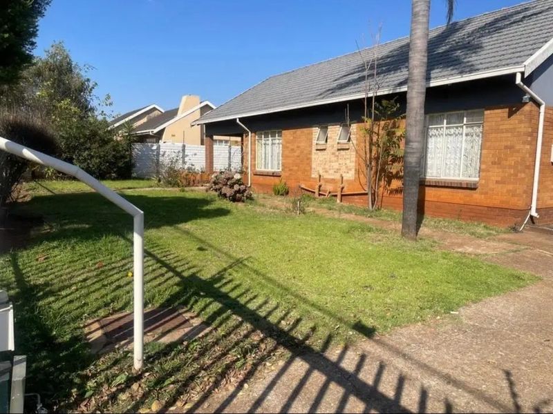 Investment property in the heart of Kempton Park - Photo 3