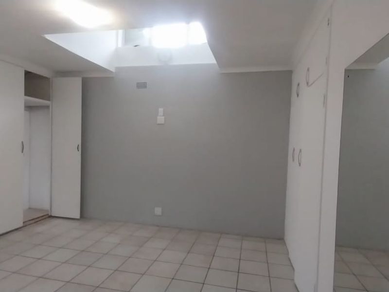 Discover Comfort & Eco-Luxury in This 3-Bedroom Gem - Photo 9