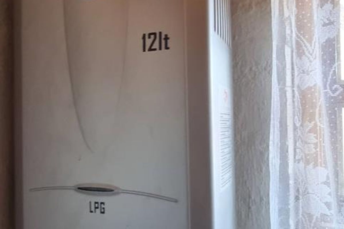 Starter or retirement farm home Kransneus 37km from Windhoek - Photo 4