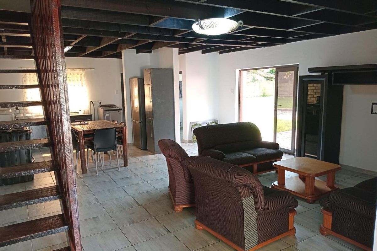 Fully Furnished 3-Bedroom Contractor’s Dream Stay – Just Bring Your Bags! - Photo 4