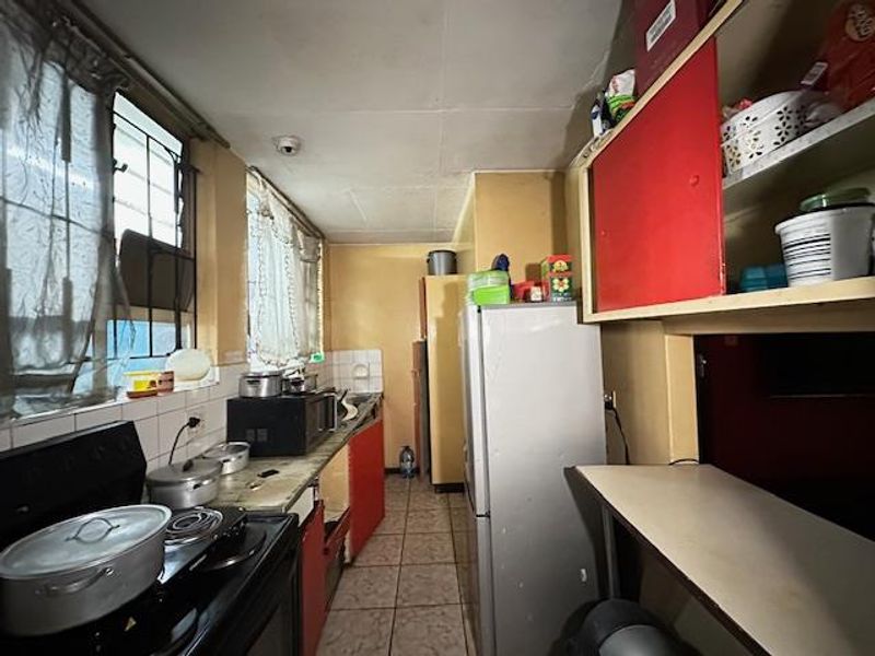 Investor’s Dream in the Heart of Pretoria Central - Photo 2