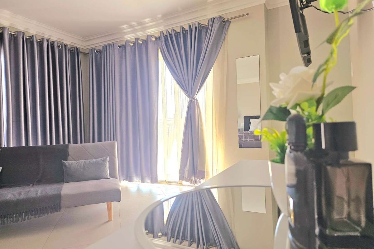 Discover Your Dream Home with Breathtaking Views at Olympus Range in Oak Land Estate! - Photo 4