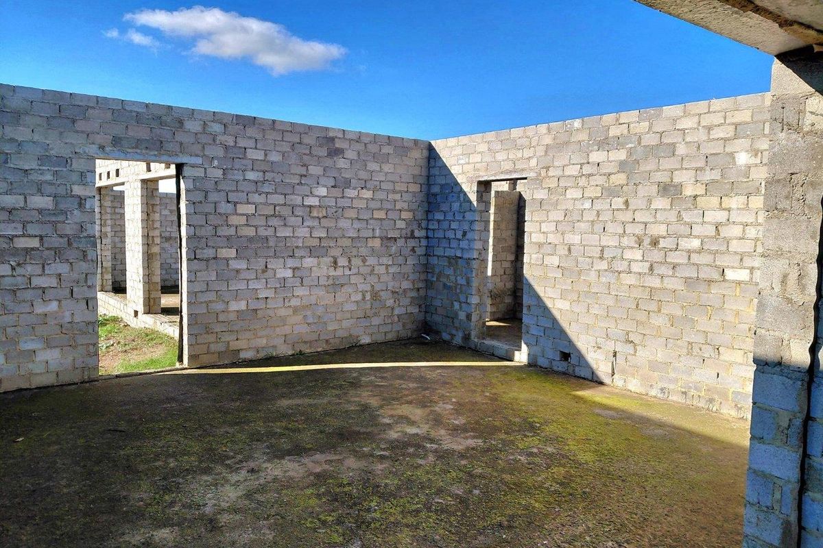 Half Built House for Sale in Bot River - Photo 2