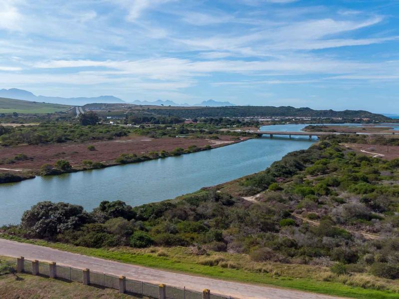 Nature and convenience in one perfect package - Photo 7