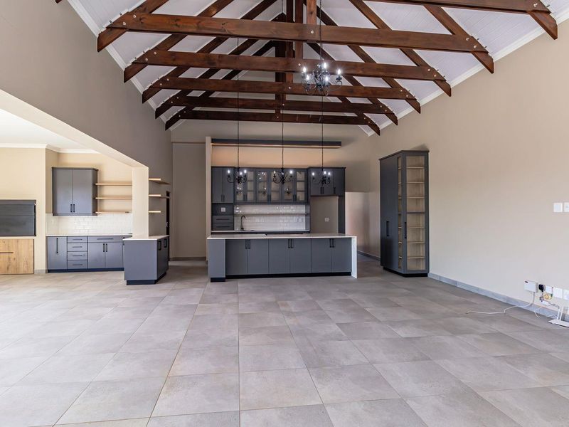 Indulge in coastal elegance at Renosterbos Estate - Photo 9