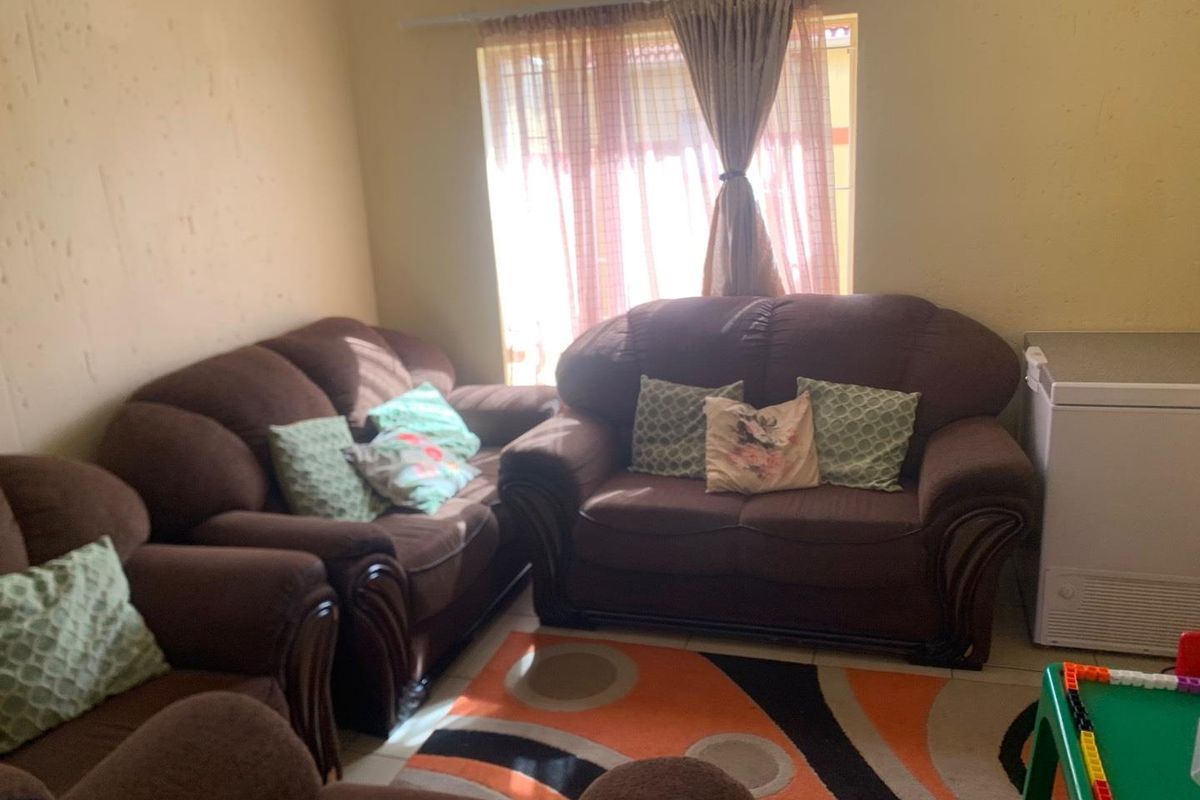 Modern 2 Bedroom Apartment for Sale at Ormonde View Estate, North Village - Photo 3
