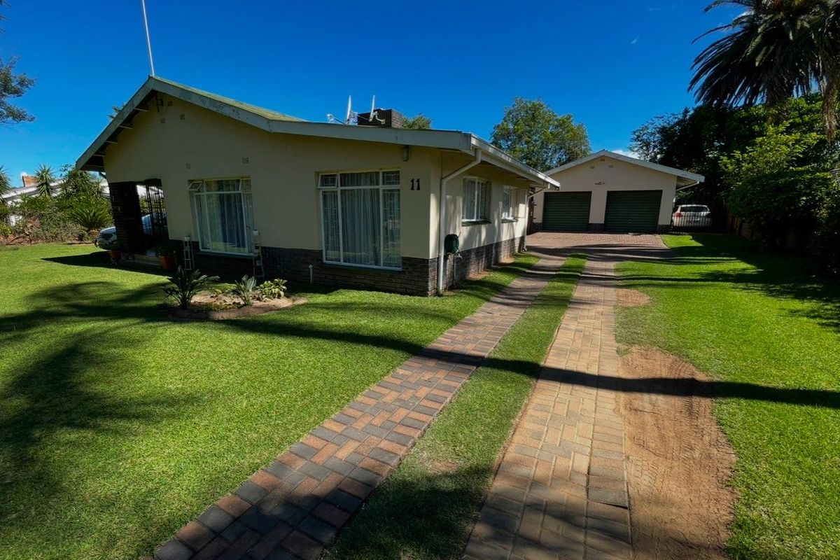3 bedrooms House in DUNDEE. - Photo 2