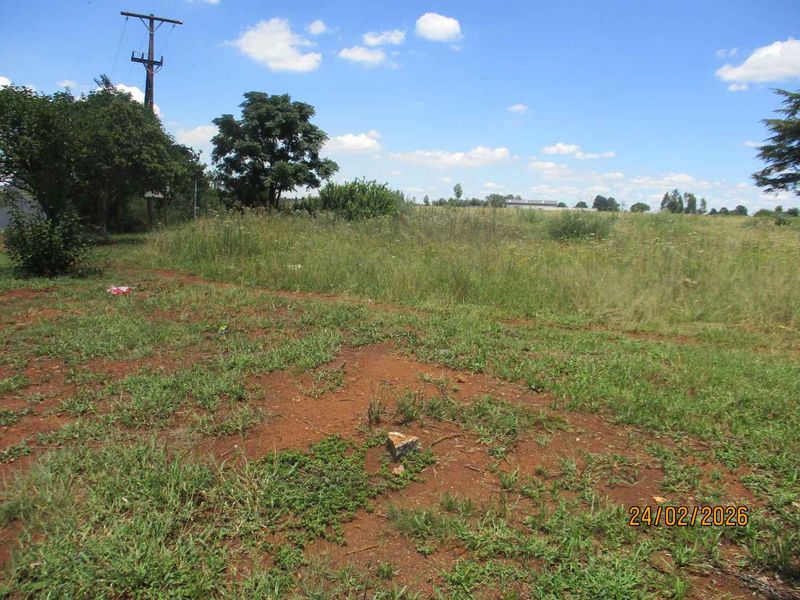 Enjoy the tranquility of Henley - Photo 2