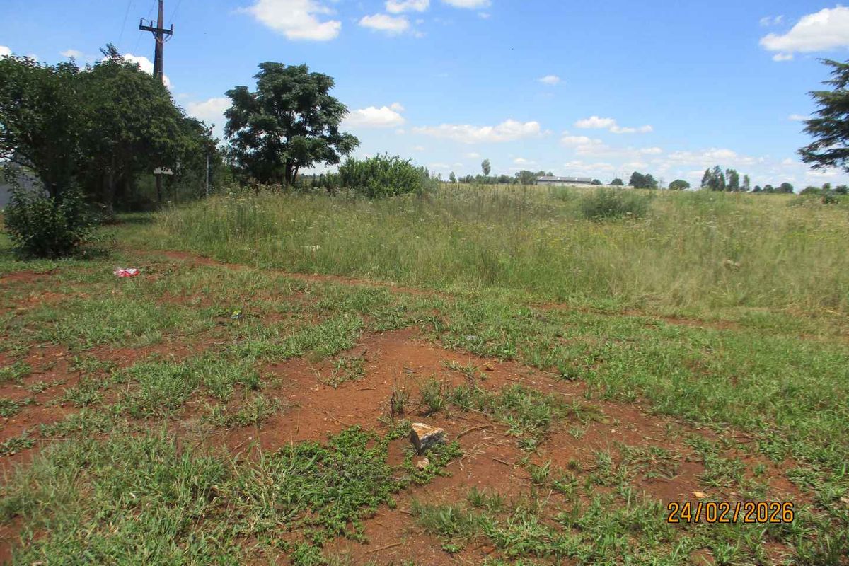 Enjoy the tranquility of Henley - Photo 2