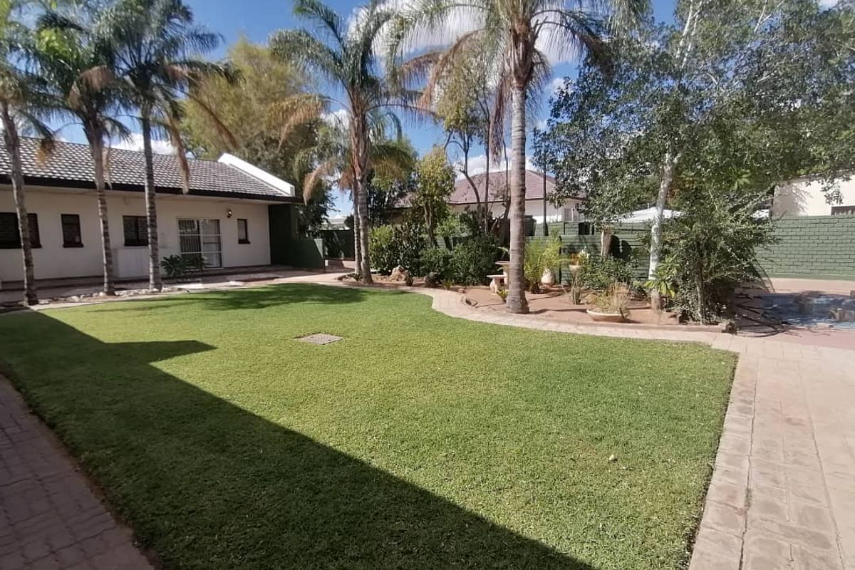 GORGEOUS HOUSE FOR SALE IN MARIENTAL - Photo 3