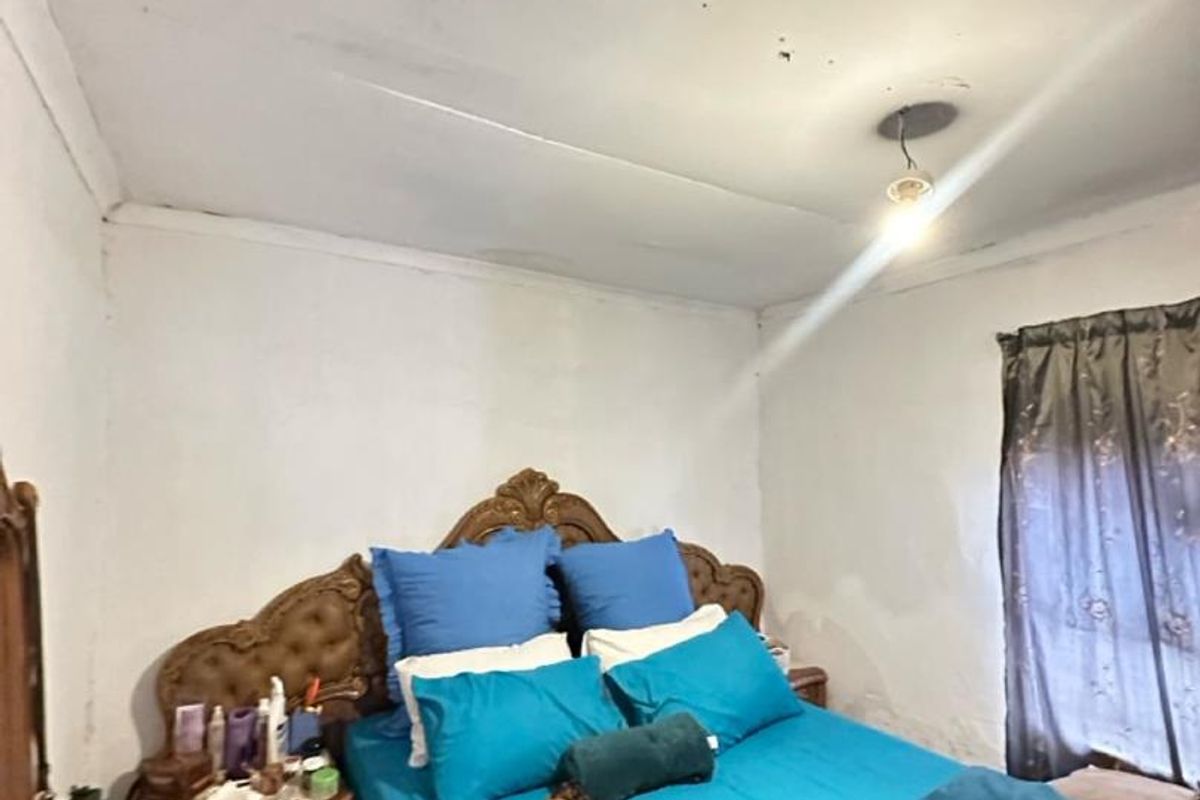 HOUSE FOR SALE  Katutura Central | 254sqm N$950,000 Excl Costs - Photo 3