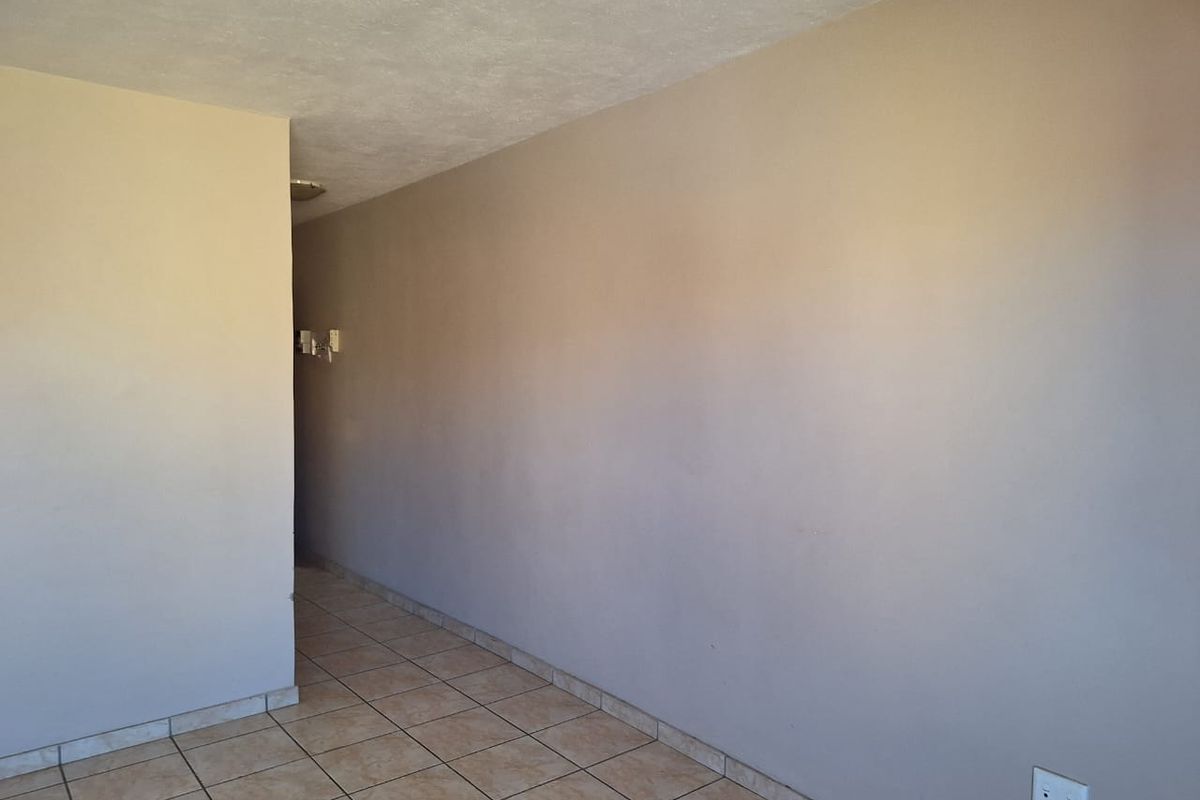 Bachelor flat - Photo 5