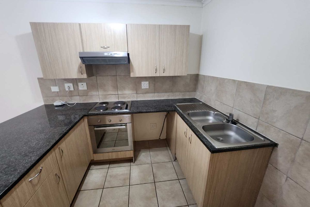 2 Bed 1 Bath, 1st Floor Apartment to Rent - Photo 3