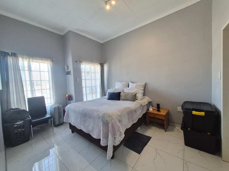 1 BEDROOM UNIT FOR SALE IN NORKEM PARK EXT - Photo 4