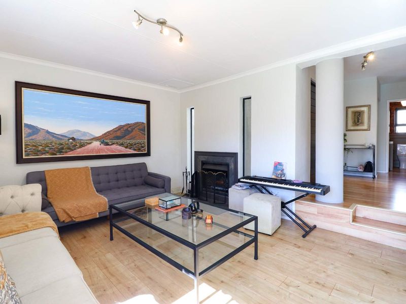 3 Bedroom Family Home / House to Rent in Fourways Gardens - Photo 7