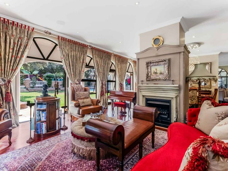 6 Bedroom House for Sale in Dainfern Golf Estate - Photo 7