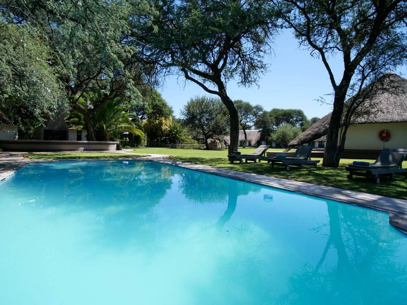 Prime Safari-Route Lodge Boasting an Outstanding Location For Sale in Okahandja Namibia - Photo 4