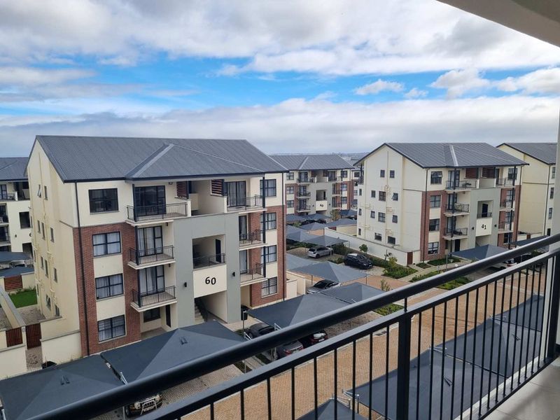Luxury one-bedroom apartment with balcony at De Aan-Zicht - Photo 2