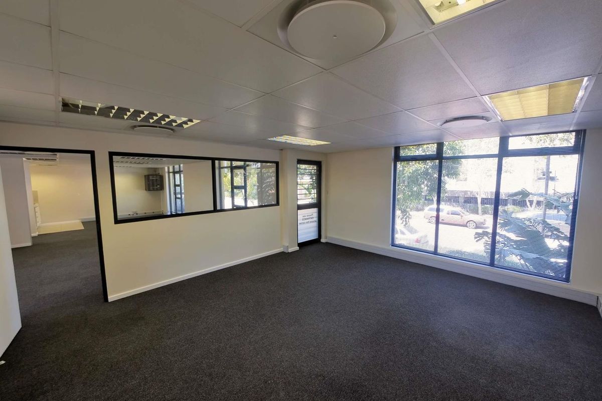 Ground Floor Office with Dual Access | The Quays, Century City - Photo 4