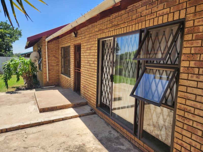 Luxury 3-Bedroom Secure Home for Rent in Brakpan – Pool, 3 Bathrooms, Study & Prime Location Near Carnival City Mall & N17 Highway - Photo 4
