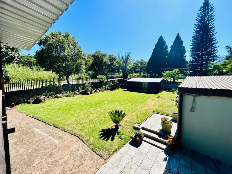 This absolutely Gorgeous, Move in ready Property for sale - Photo 8