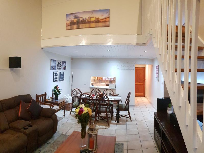 DUAL MANDATE  - SPACIOUS SIMPLEX IN SECURE COMPLEX, ELDORAIGNE - Photo 6