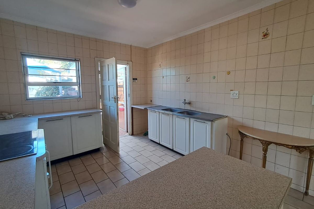 3 Bedroom Cluster for Sale in Mayberry Park - Photo 3