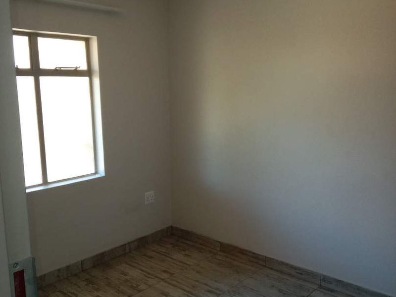 TWO BEDROOM APARTMENT ON SPECIAL FOR SIX MONTHS IN PHILLIPNELPARK - Photo 8