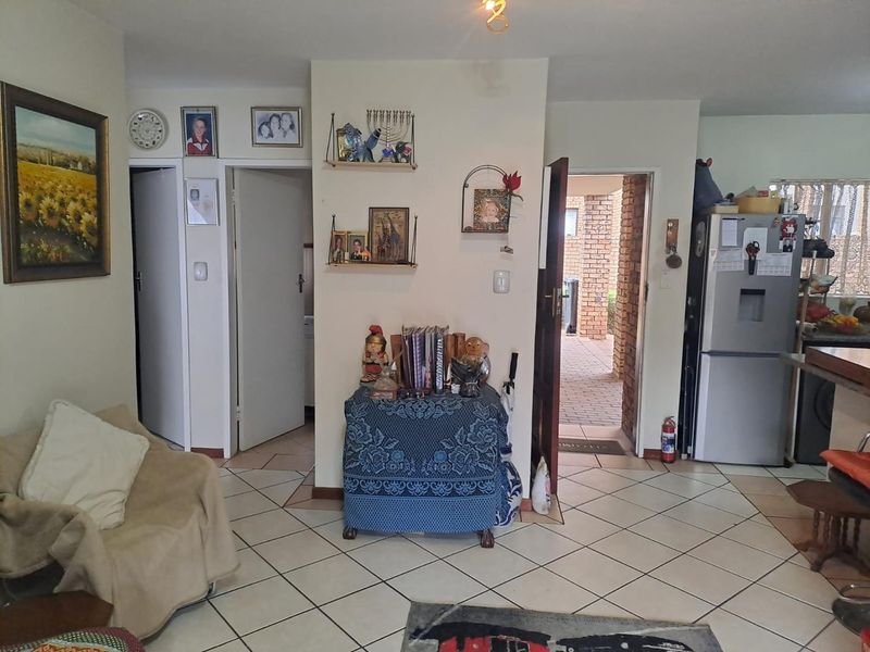 Investment  Property in a modern Secure Estate in Centurion - Photo 7