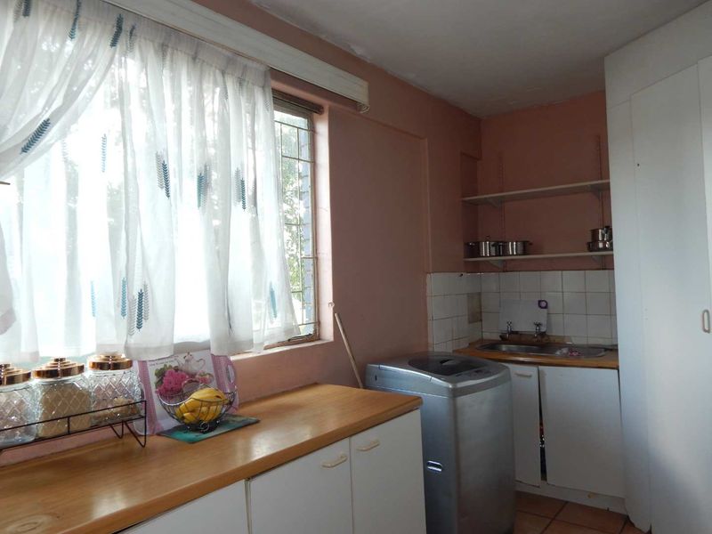 2 BEDROOM APARTMENT FOR SALE - Photo 8