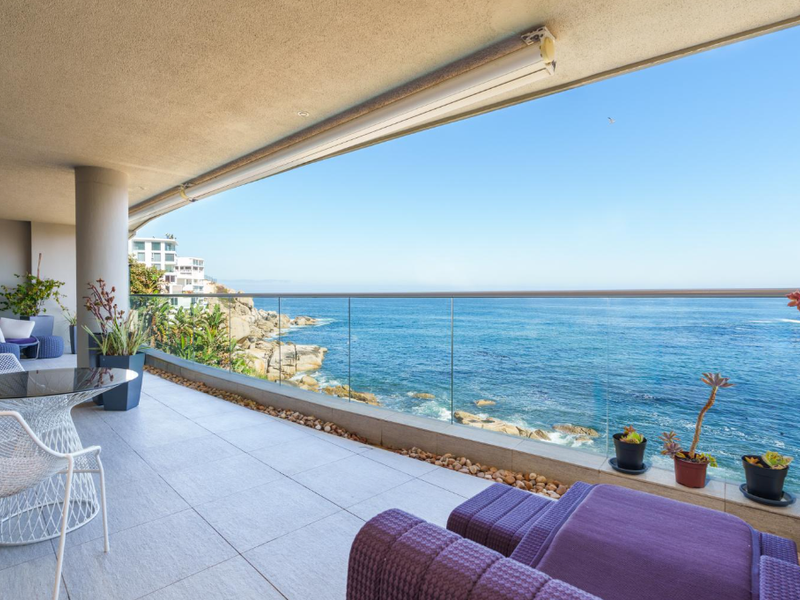 North facing on the Water’s Edge - Impressive "The Bantry" - Photo 2