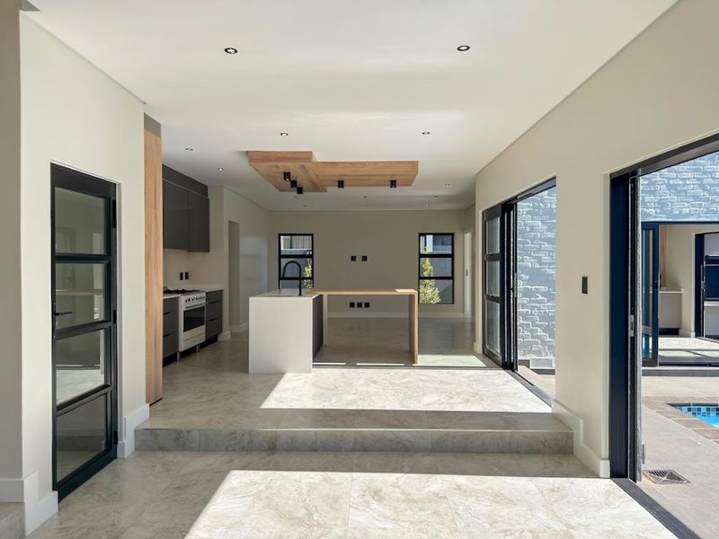 Future-Proof Living in One of Gauteng’s Most Established Estate Communities. - Photo 10