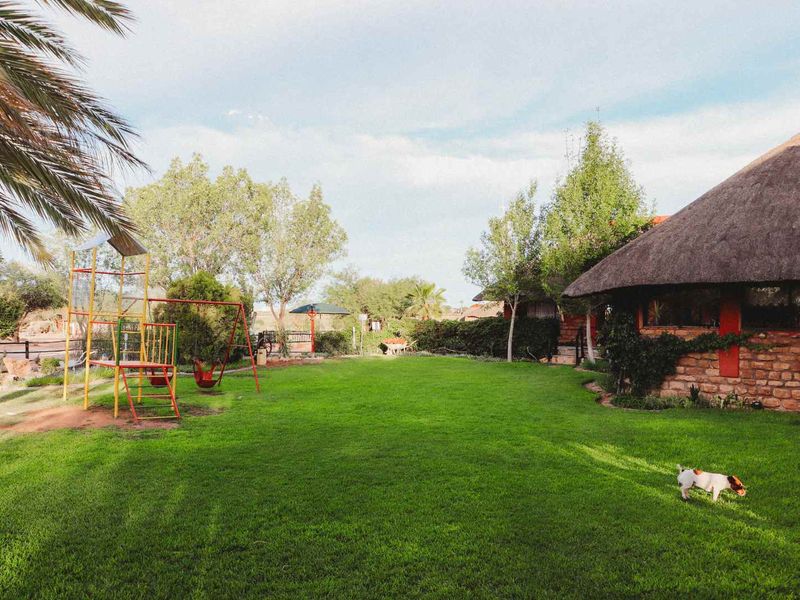 RENOWNED GUEST FARM / LODGE FOR SALE IN GOBABIS - NAMIBIA - Photo 4