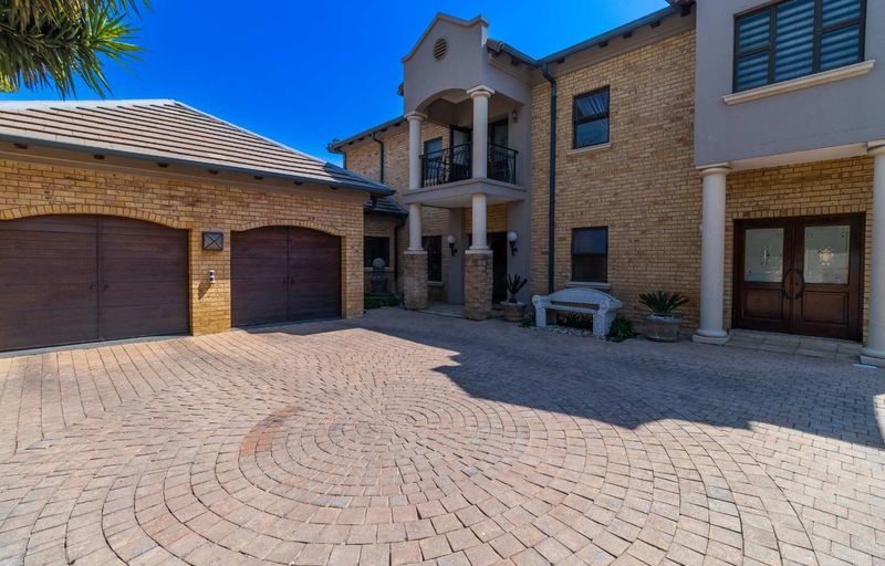 Discover Your Dream Home in the Prestigious Champs Du Lac Complex